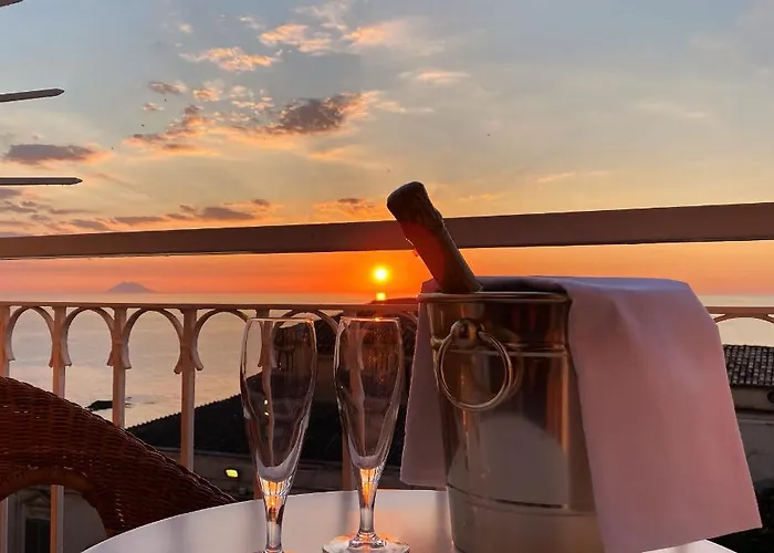 Brezza Marina Nocleg ze śniadaniem 3*