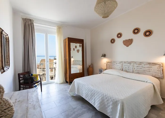 Bed and Breakfast Brezza Marina Tropea
