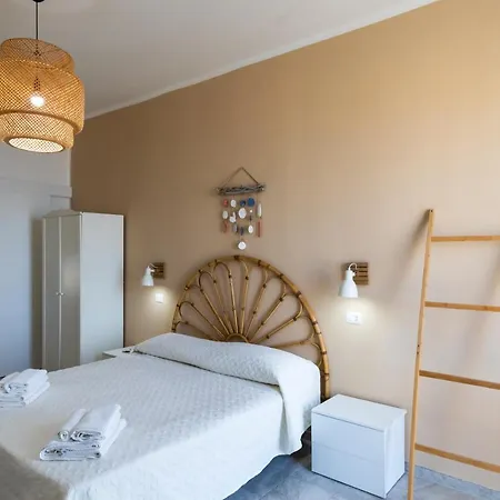 ベッド・アンド・ブレックファスト Brezza Marina