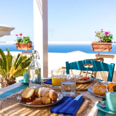 Oda ve Kahvaltı Brezza Marina 4*