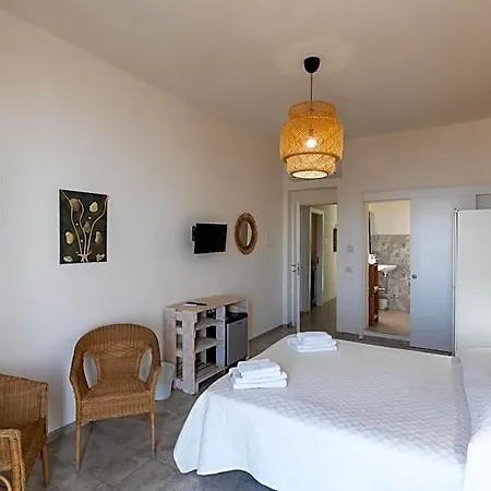 Brezza Marina Bed & Breakfast 4*