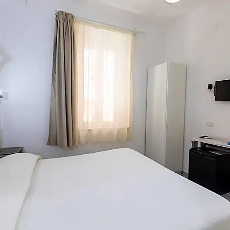 Bed & Breakfast Brezza Marina 4*