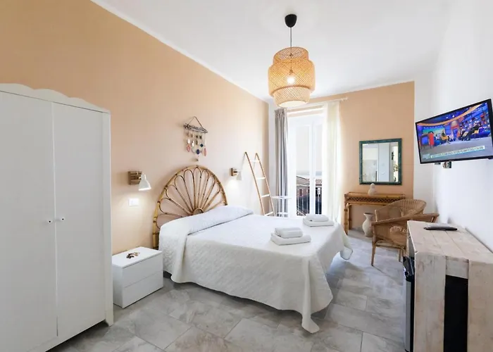 Brezza Marina Bed & Breakfast